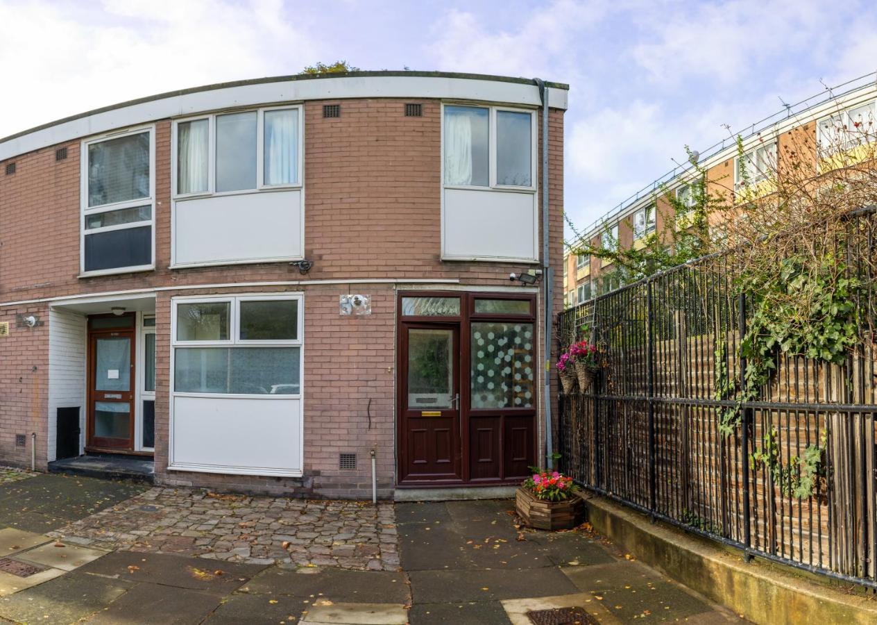 Вілла London - 4 Bed - Sleeps 8 - Garden - Pet Friendly Екстер'єр фото