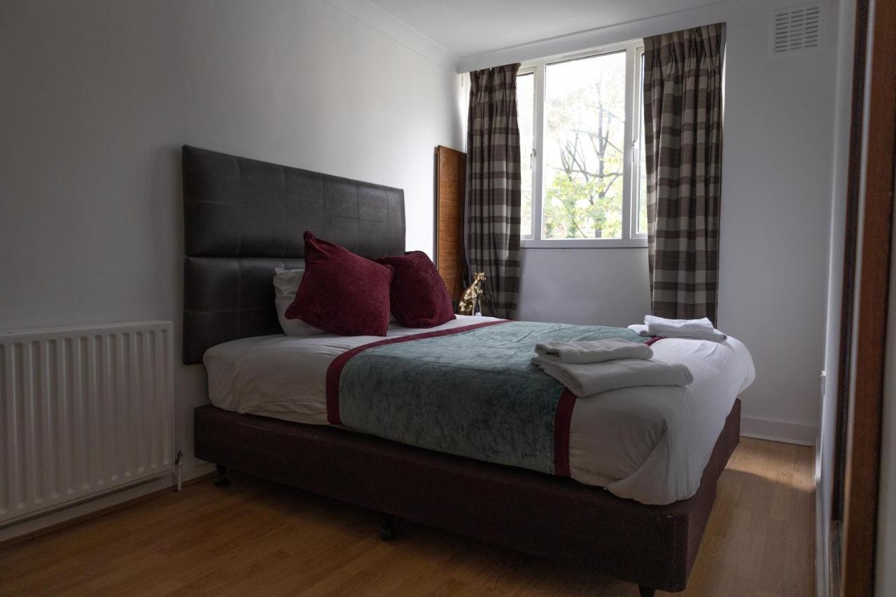 Вілла London - 4 Bed - Sleeps 8 - Garden - Pet Friendly Екстер'єр фото