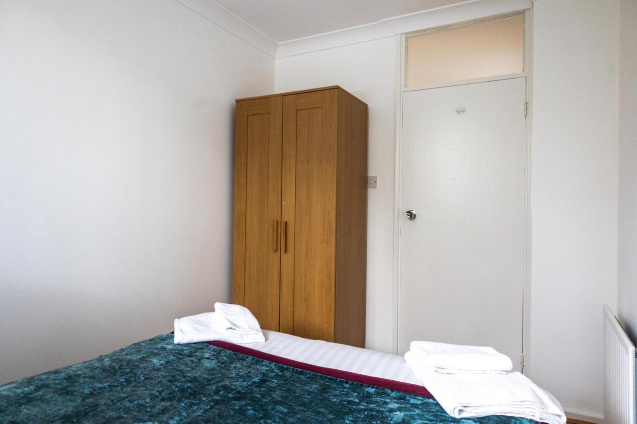 Вілла London - 4 Bed - Sleeps 8 - Garden - Pet Friendly Екстер'єр фото