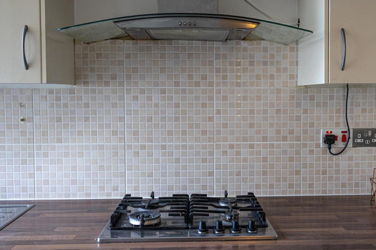 Вілла London - 4 Bed - Sleeps 8 - Garden - Pet Friendly Екстер'єр фото